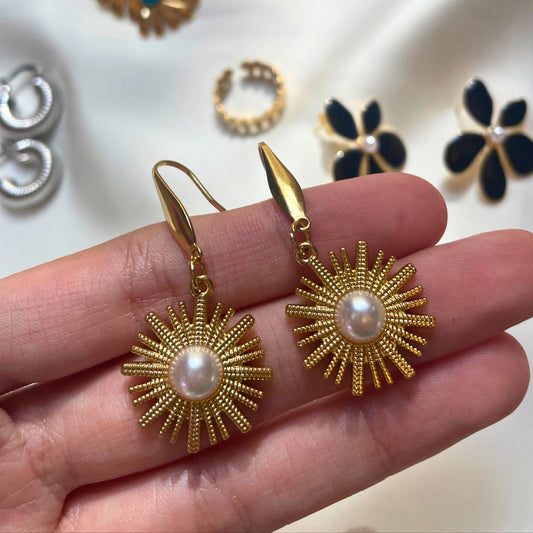 Lustra Earrings
