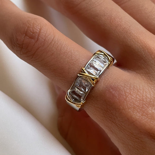 Moonlit Ring